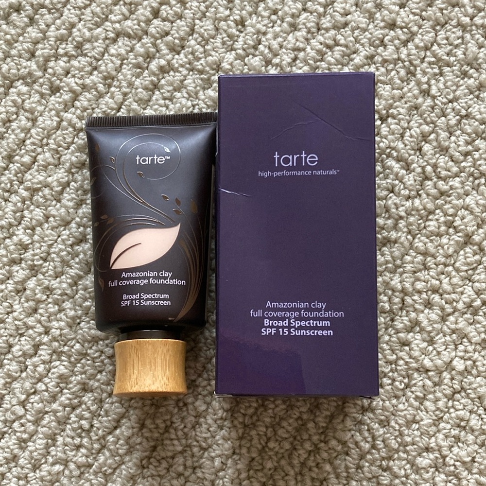 Tarte Amazonian Clay Full Coverage Foundation Fairly Light Beige 12 hr Like New